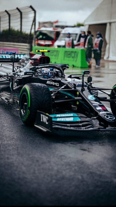 Mercedes Benz, Valtteri Botas, formula one tyres, car, Lewis Hamilton, Pirely, Fórmula 1, mobile wallpaper, android wallpaper, iPhone wallpaper, phone wallpaper