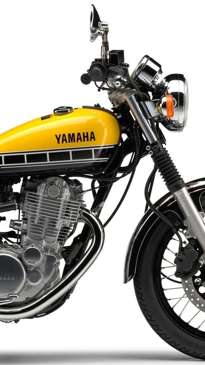 Rx 100, yamaha zr400, yamaha zr 400, bike, rider, mobile wallpaper, android wallpaper, iPhone wallpaper, phone wallpaper
