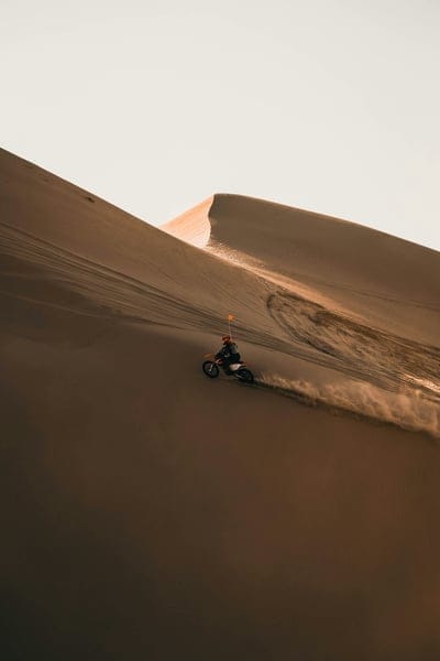 Dirt bike wallpaper,Dirt bike desktop wallpaper,bikes,Dirt bike,Dirt bike racing,desert wallpaper
